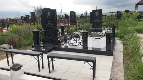 Установка гранитного мемориального комплекса Алматы фото 2